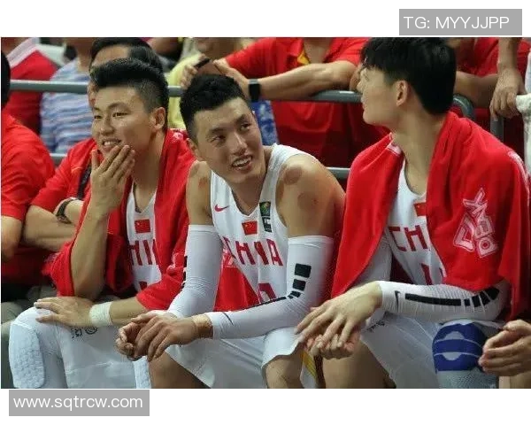 上海篮球队配合问题引发热议球迷与专家各抒己见探讨战术调整必要性